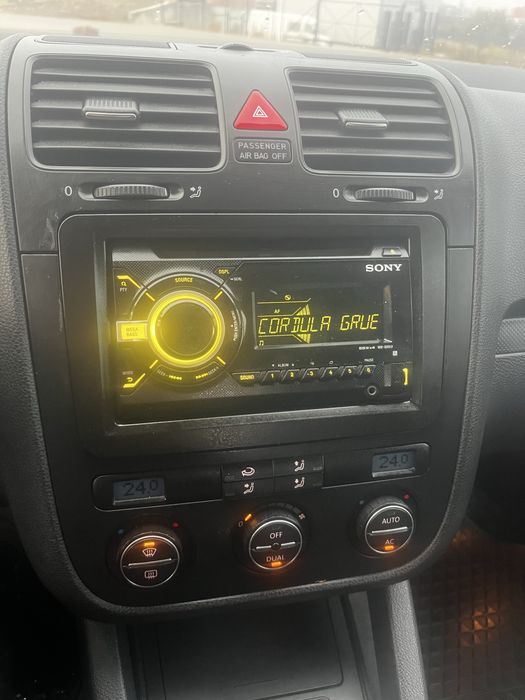 VW Golf 5 свіжопригнаний з Німеччини. 1.6 МРІ, розмитнений.