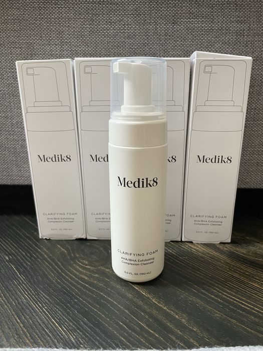 Medik8 CLARIFYING FOAM™ пінка для очищення проблемної шкіри