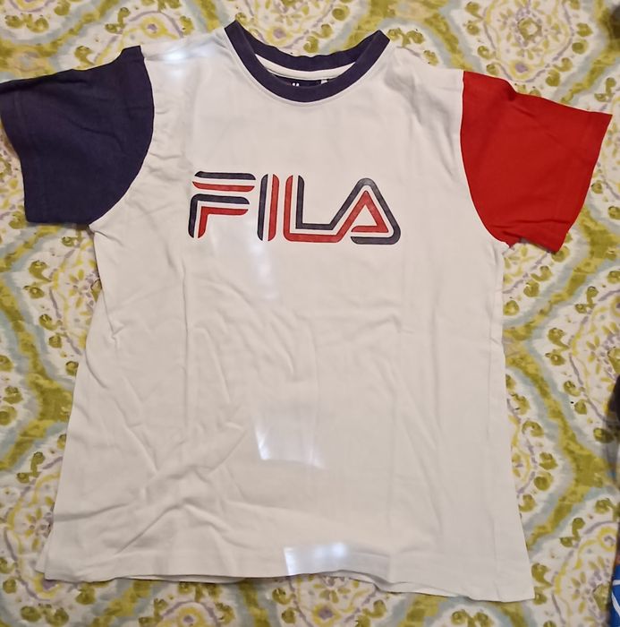 T-shirt menino desportiva
