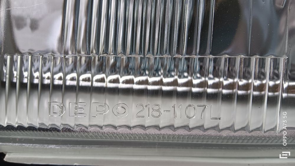 Farol Suzuki Vitara / escudo ótica Depo óptica 1993