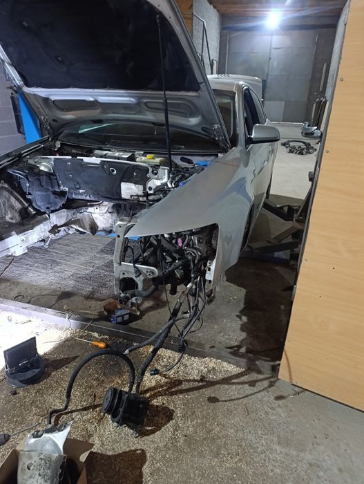 Розборка ауді а6с6 запчастини. Двигун.