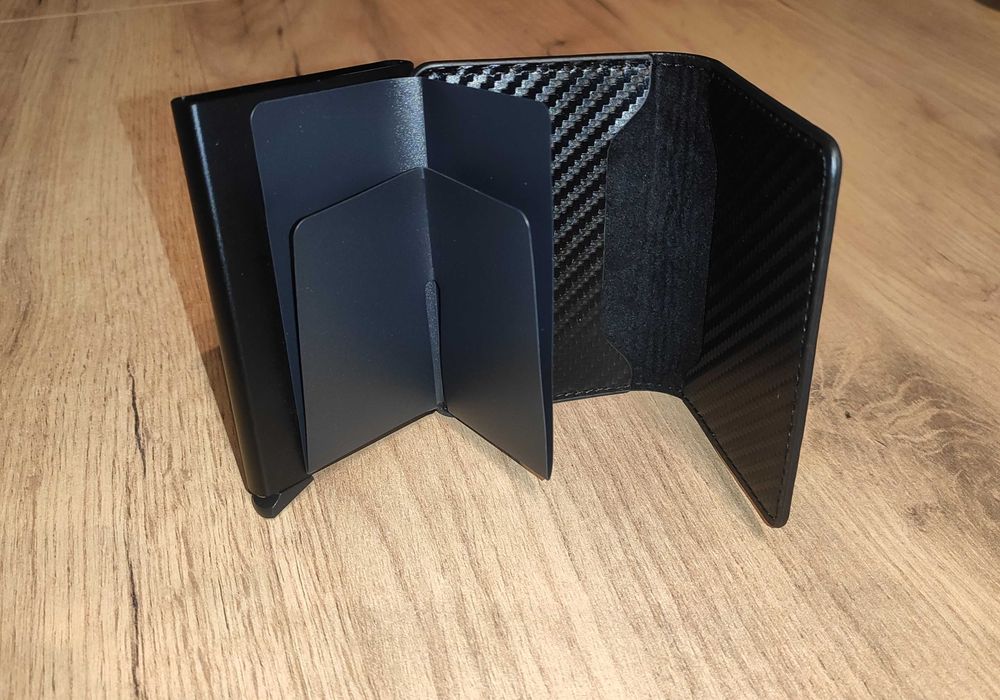 Portfel elegancki antykradzieżowych rfid carbon black