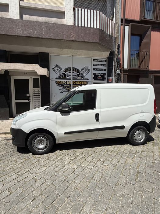 Fiat Doblô 1.3 ano 2011