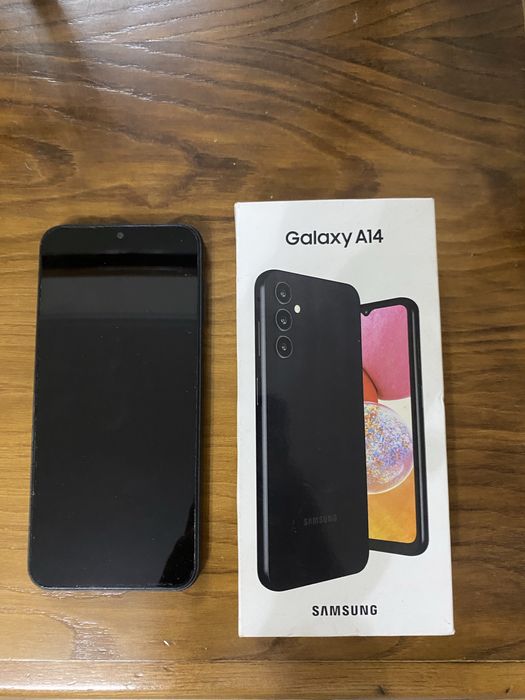 Samsung Galaxy A14 4GB/64GB Preto – Em ótimo estado + caixa