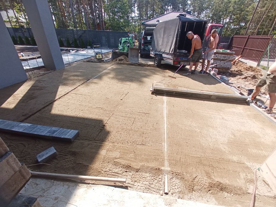 Usługi brukarskie układanie kostki Terminy