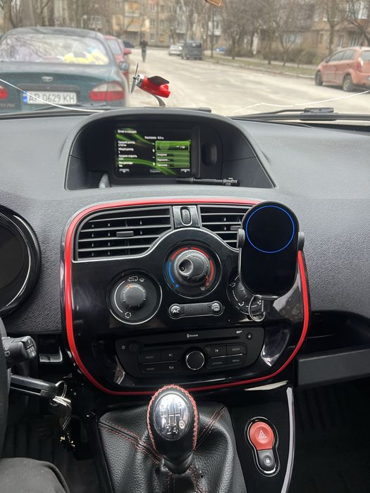 Продам Renault Kangoo 2 2013г