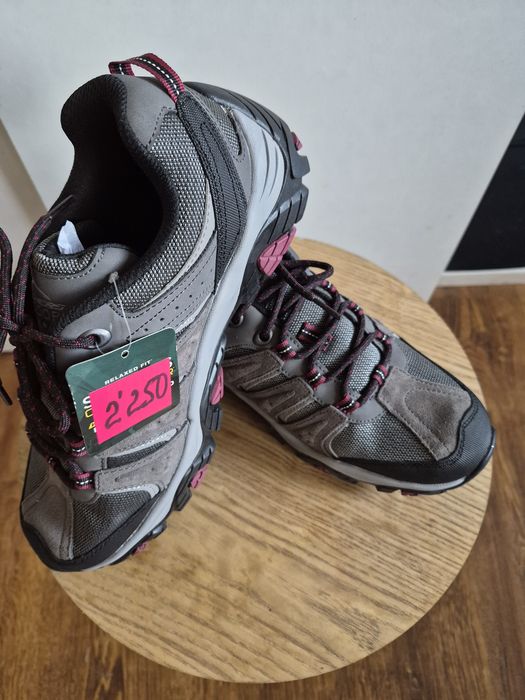 кроссовки Skechers
