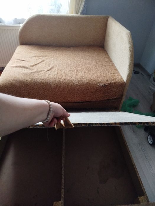 Продам крісло диван