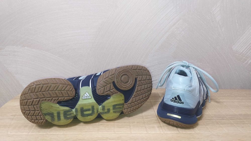 Кросовки Adidas (оригинальные)