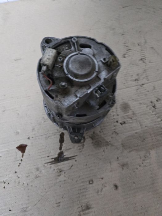 Генератор Газель Волга 402 двигатель