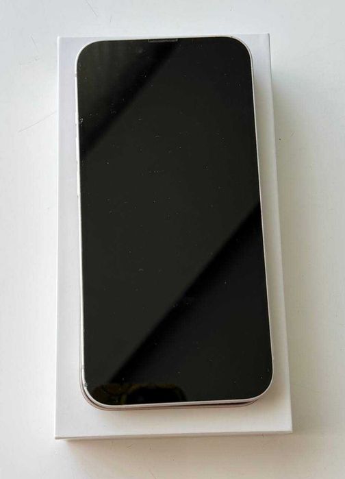 iPhone 14 256 GB Starlight