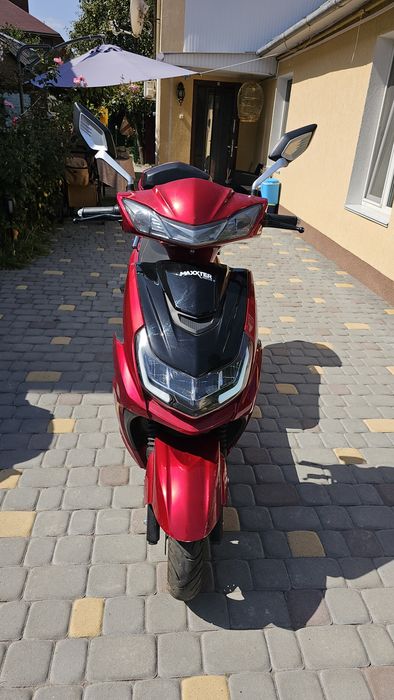 Продам електро скутер  Maxxter NEOS II