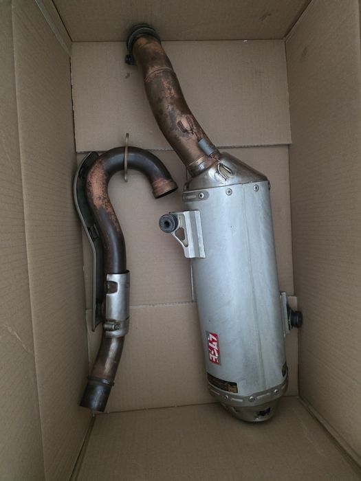 Escape Suzuki LTR Yoshimura RS5