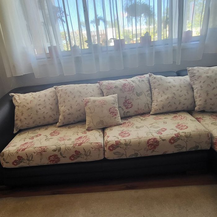 Sofá com Chaise Longue para 5 pessoas