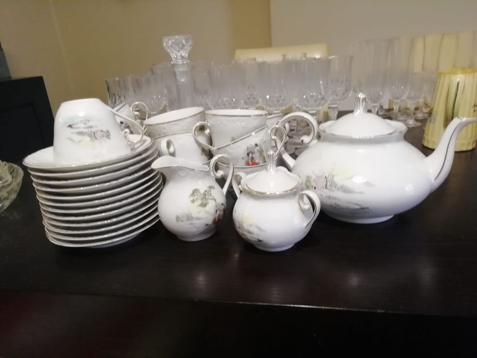 Servico de chá antigo