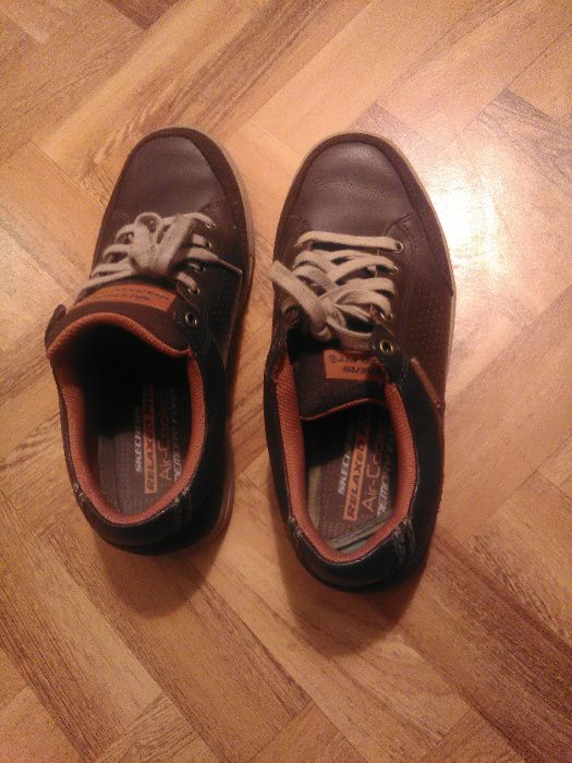 Ténis Sapato Skechers Como Novos - Usados 2 vezes Póvoa De Santa Iria E Forte Da Casa • OLX Portugal