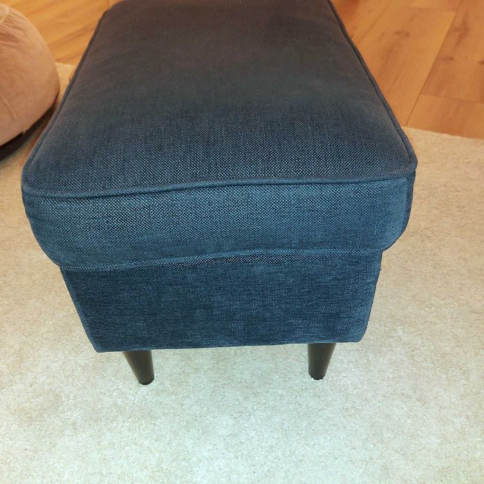 Podnóżek Strandmon  granatowy