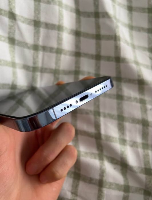 iPhone 13 pro max 90%