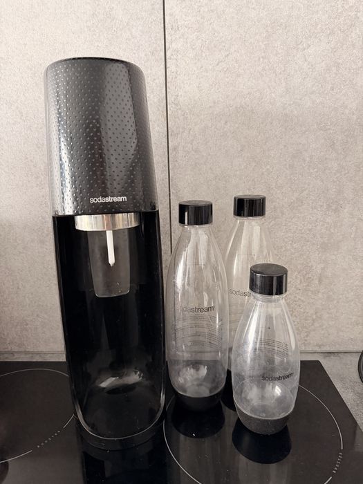 Saturator do wody sodastream