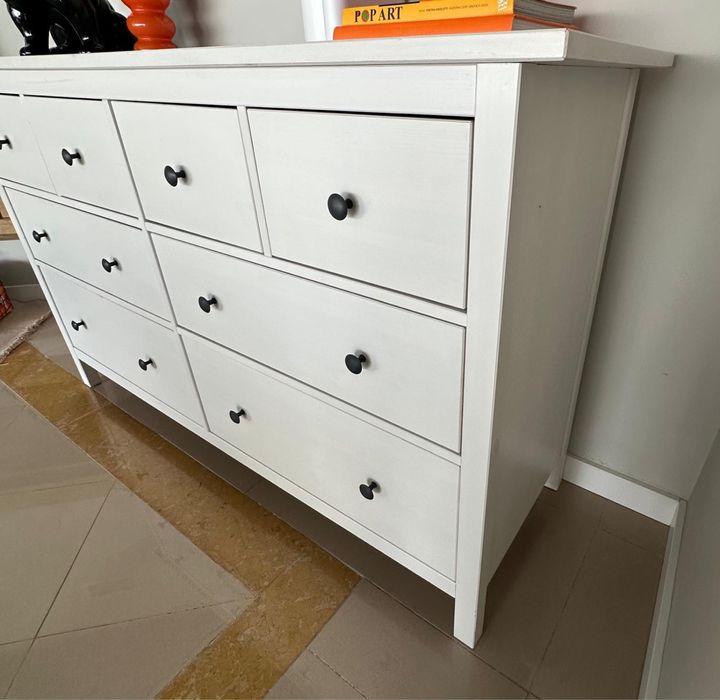 Comoda Hemnes Velatura Branca 8 gavetas