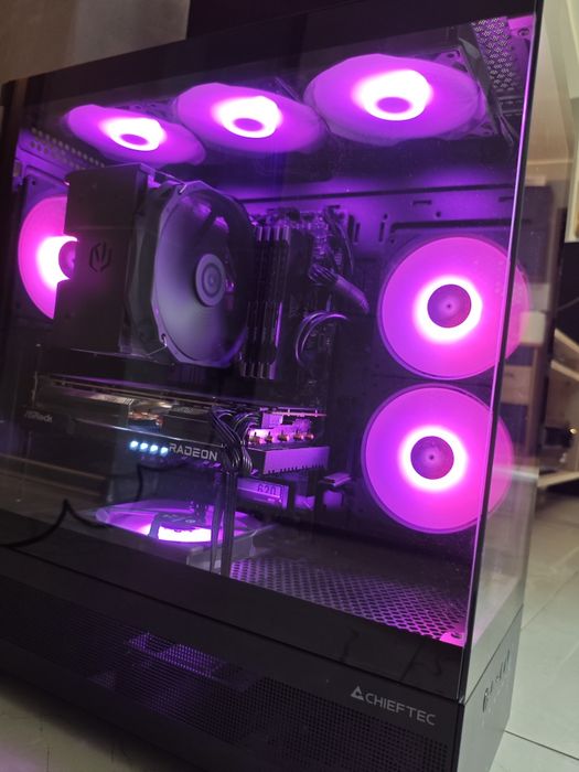 PC i5 12600KF, 32GB ram 4400cl19, RX7700XT, 1TB SSD , WIN 11