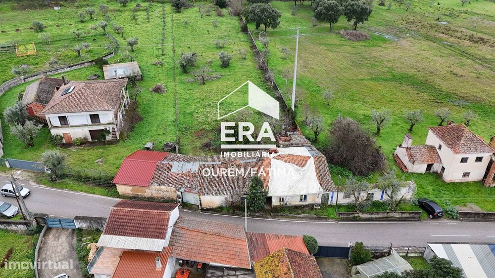 Moradia para reconstruir em Freixianda, Ourém