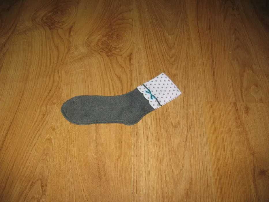 Skarpety w kropki rozmiar 37-41 szare