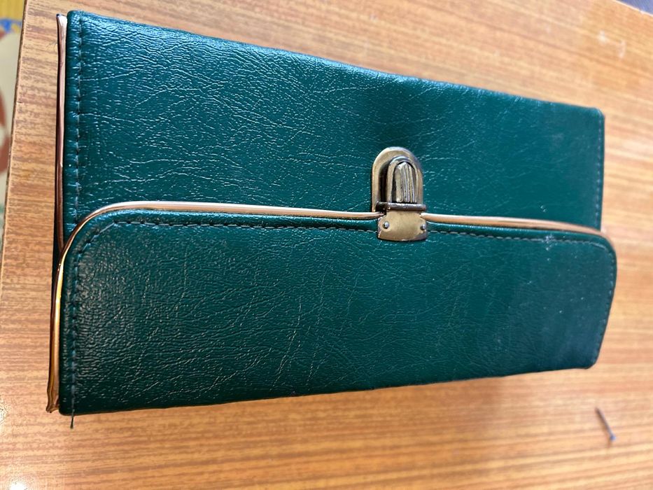 Piersiówka + kieliszki