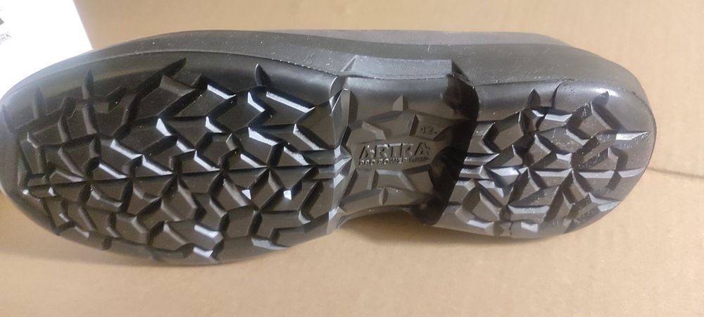 Buty Artra arezzo. Rozmiar 43