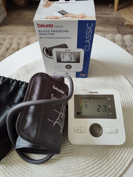 Ciśnieniomierz Beurer BM 27`