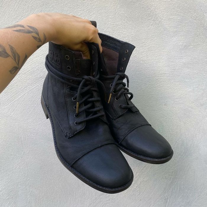 Стильные ботинки Levi's