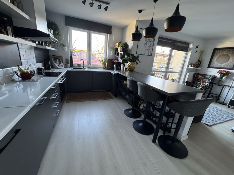 Sprzedam mieszkanie dwupoziomowe