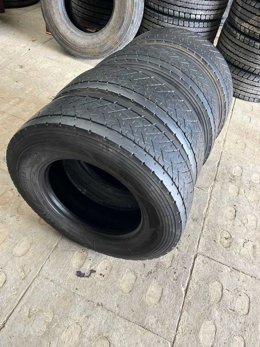 Używana opona ciężarowa 285/70R19.5 Goodyear Kmax D – napęd, wysoki przebieg