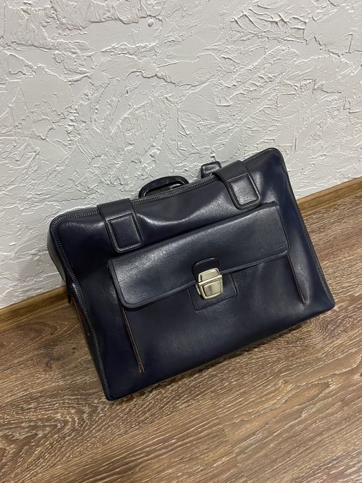 Винтажный чемодан