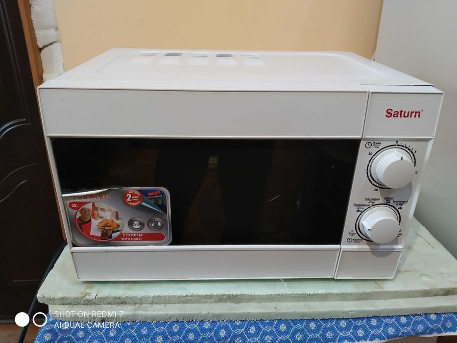 Микровалновая печь,как новая!