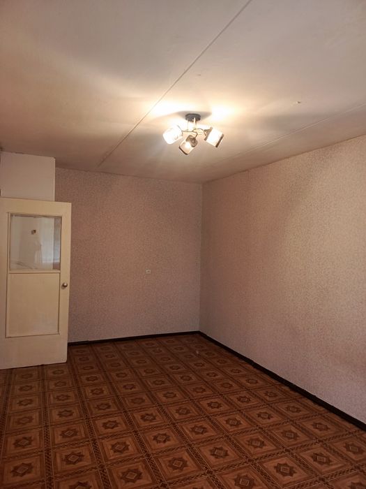 Продаж 1 к.кв Л. Лук'яненко 51.Перший поверх