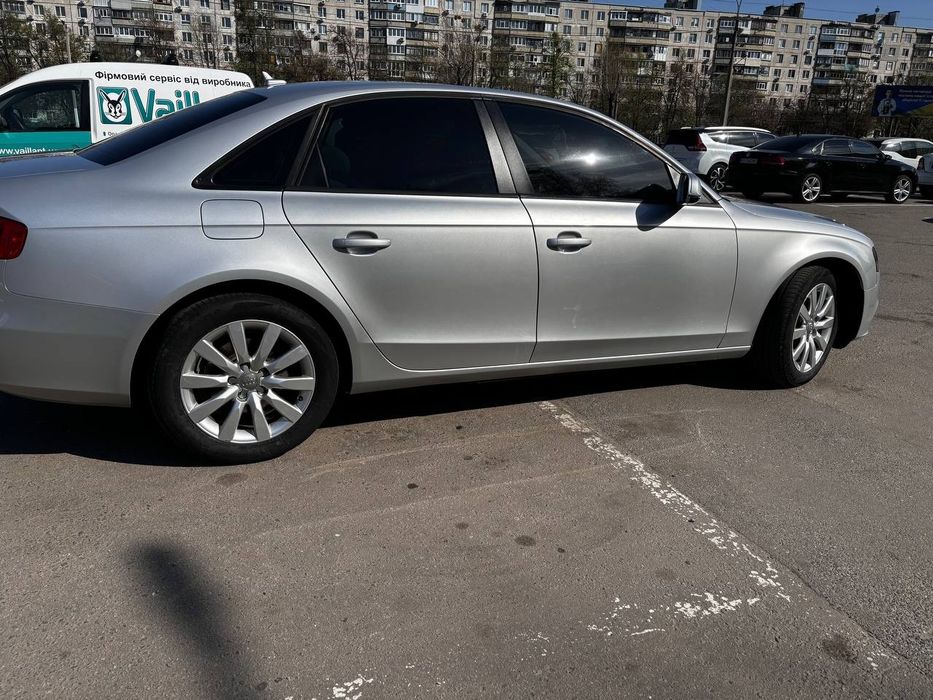 Audi A4 2014 VIN WAUAFAFL2EN031574 фото оголошення 4 з 8