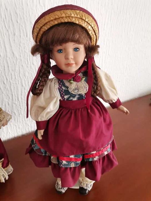 Bonecas Porcelana com Suporte