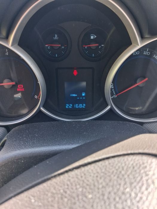 Chevrolet Cruze 1.6 benzyna