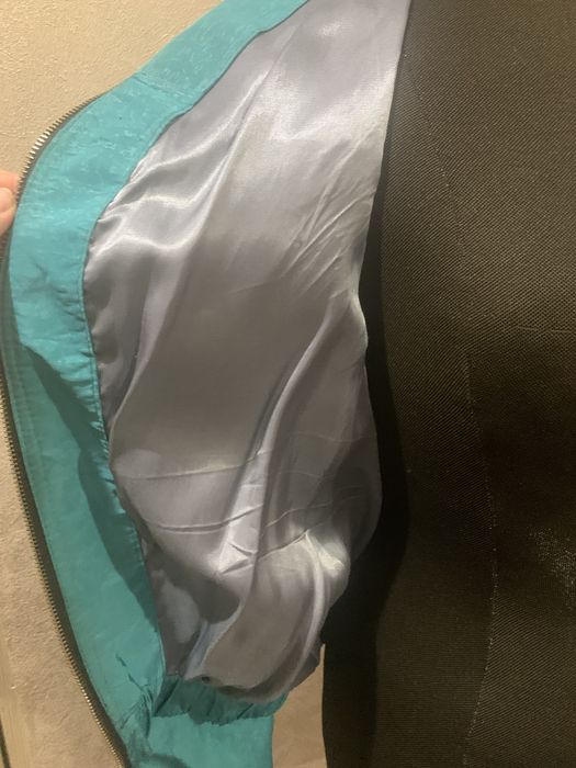 Продам бомбер