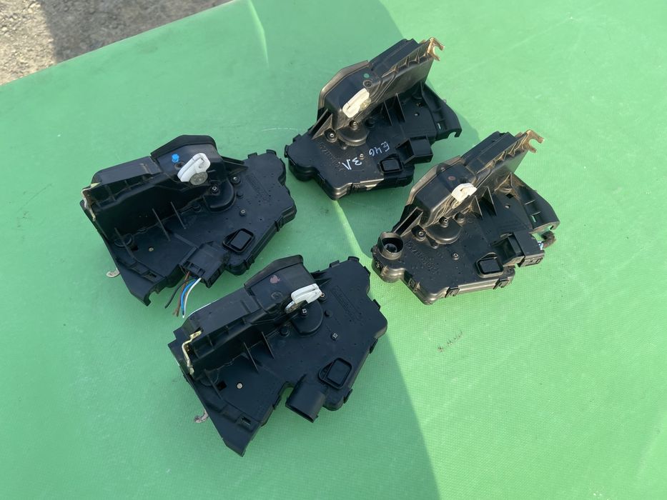 Замки Замок Дверной Двери Дверей Дверьки БМВ Е46 РЕСТАЙЛИНГ Шрот