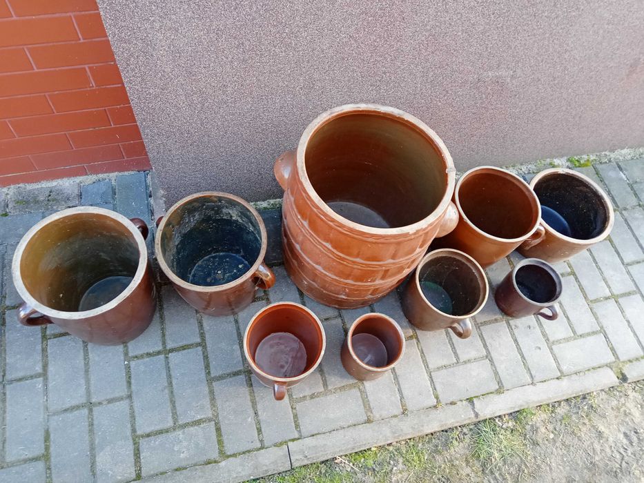 Stare naczynia gliniane