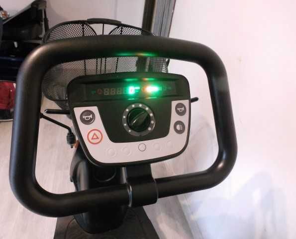 skuter inwalidzki elektryczny dla SENIORA wysokie koła JAKOŚĆ TROPHY 6