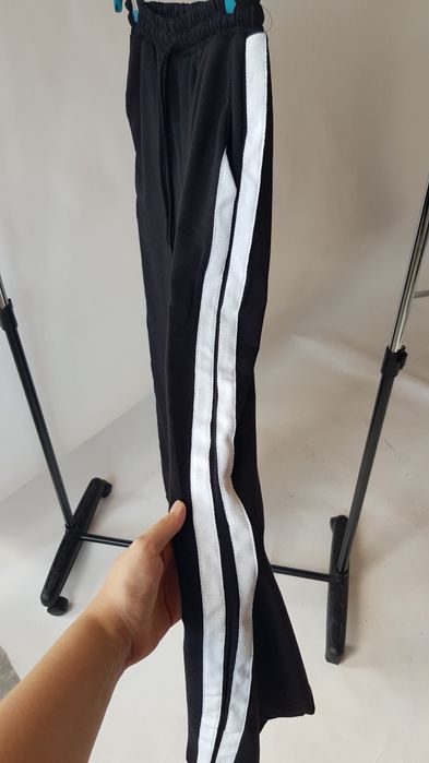 Спортивні широкі штани з лампасами y2k у2к