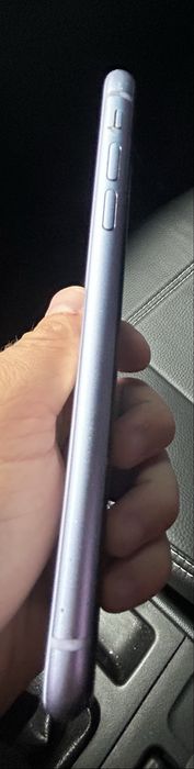 iPhone 11 64 GB Purple