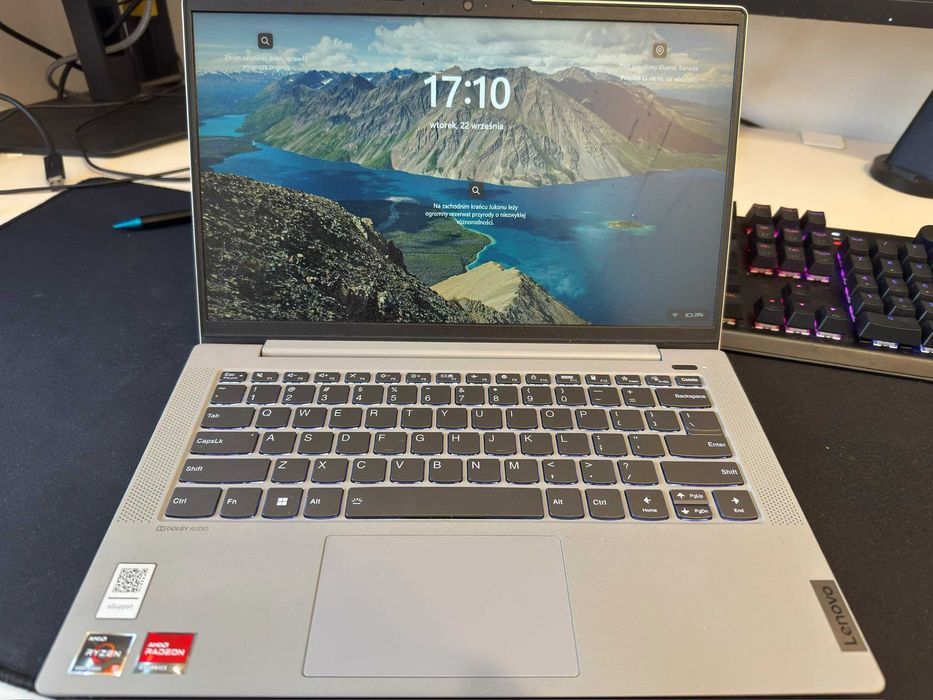 Laptop mały Lenovo IdeaPad 5 14ALC05