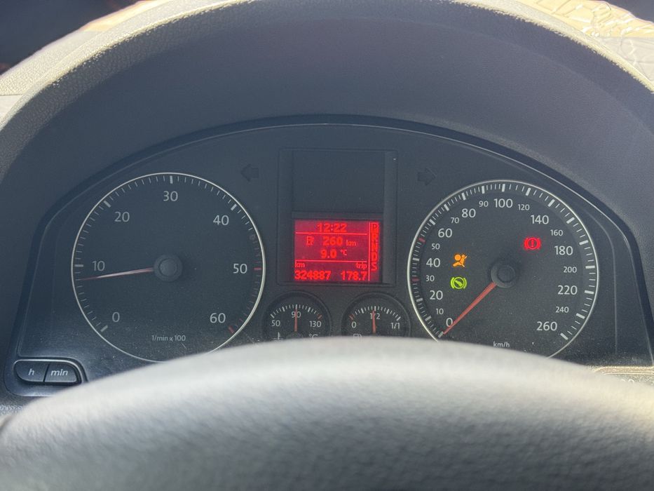 Продам Volkswagen Jetta Mk5 (2007) — 1.9 TDI