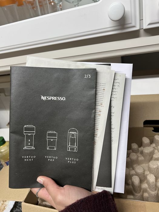 Maquina de Café Nespresso Vertuo Pop