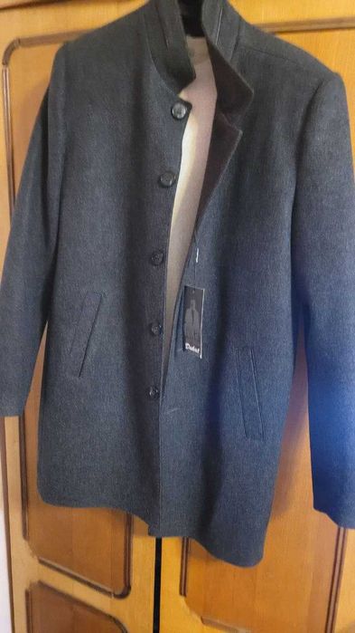 Чоловіче демісезонне Пальто куртка 52 розміру