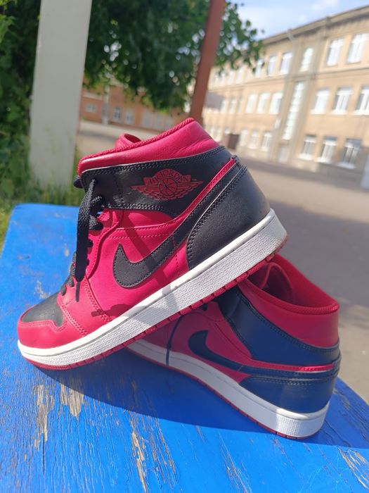 Nike Air Jordan 1 Mid